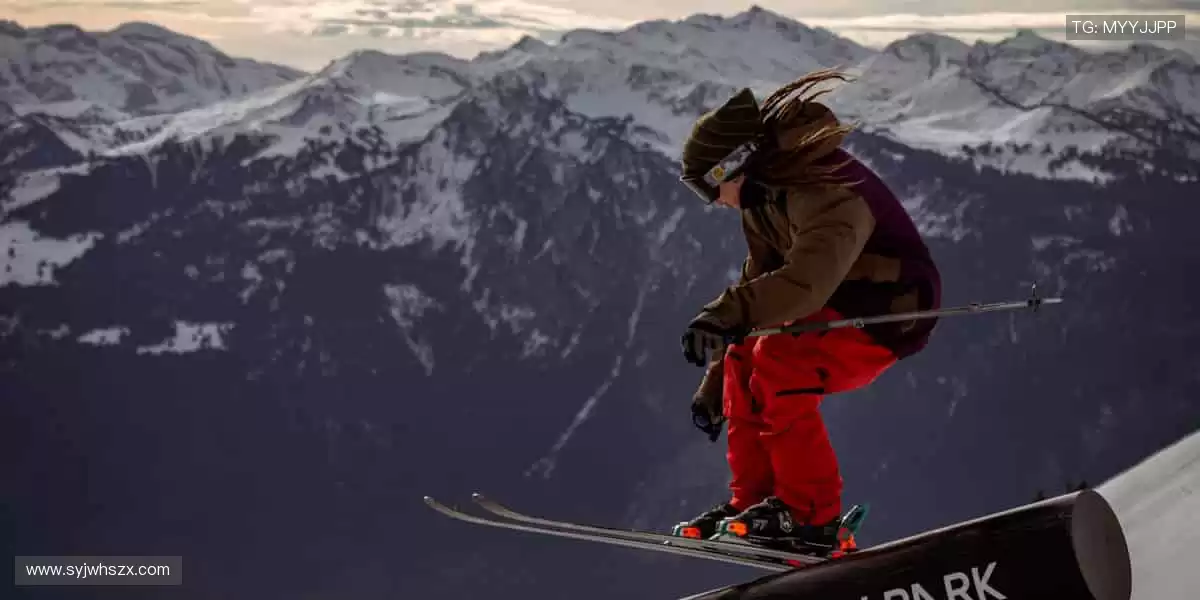 潮流周边，不止于看，更要亲身感受！🎯👕